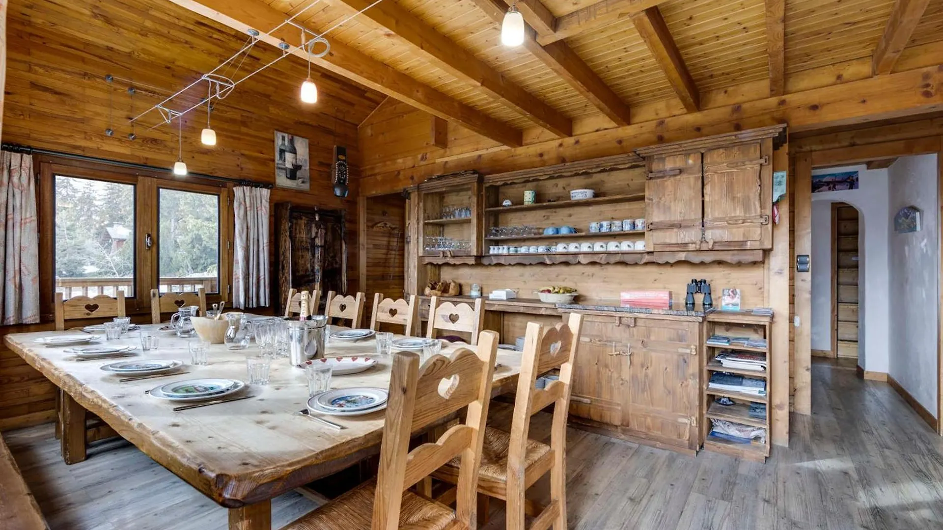 Chalet A La Rosiere - 14 Pers, 195M², Jacuzzi, Hammam, Ski Room, Balcon Et Terrasse Orientes Sud - Fr-1-690-25 Montvalezan 0*,  France