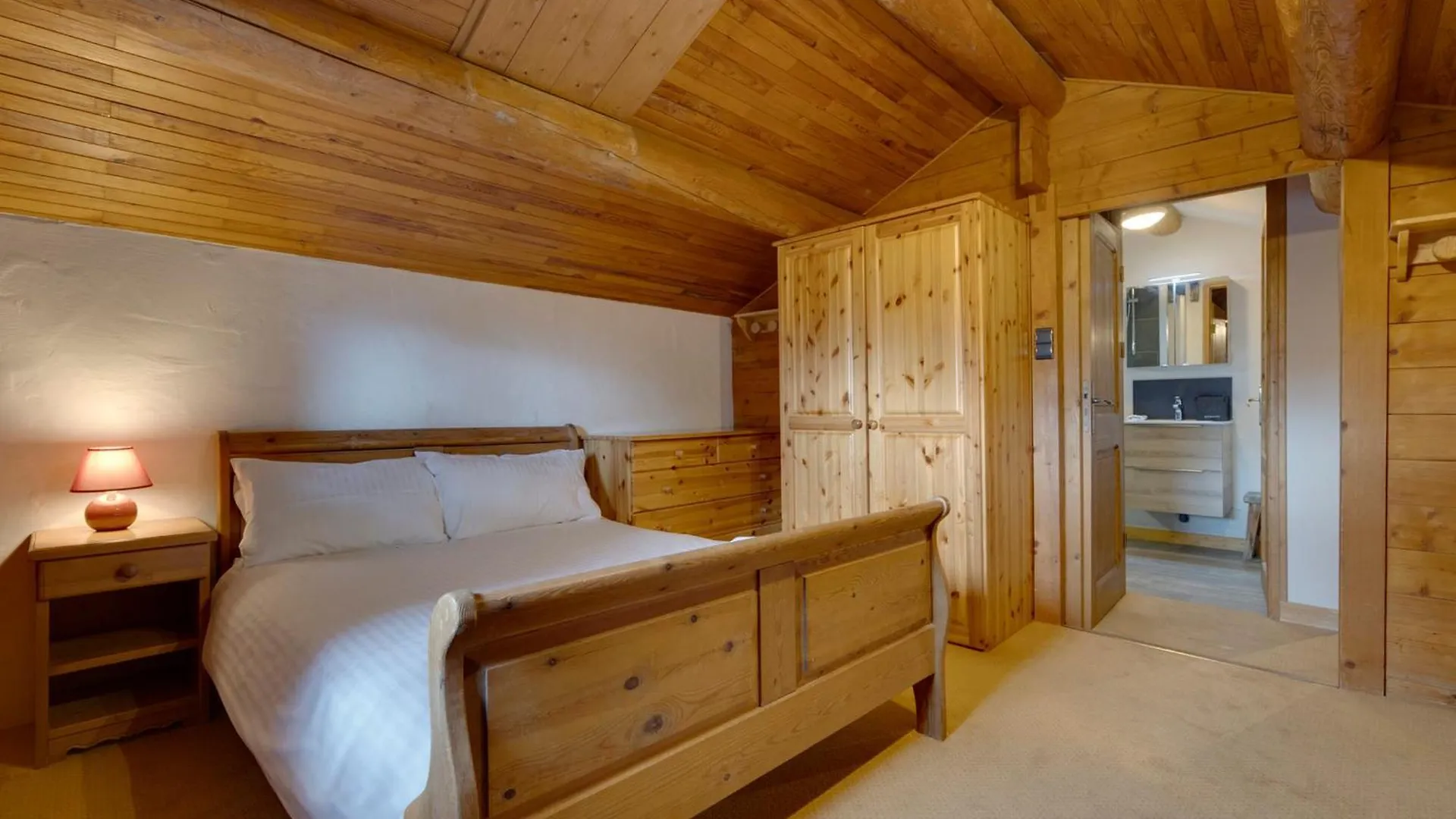 Chalet A La Rosiere - 14 Pers, 195M², Jacuzzi, Hammam, Ski Room, Balcon Et Terrasse Orientes Sud - Fr-1-690-25 Montvalezan