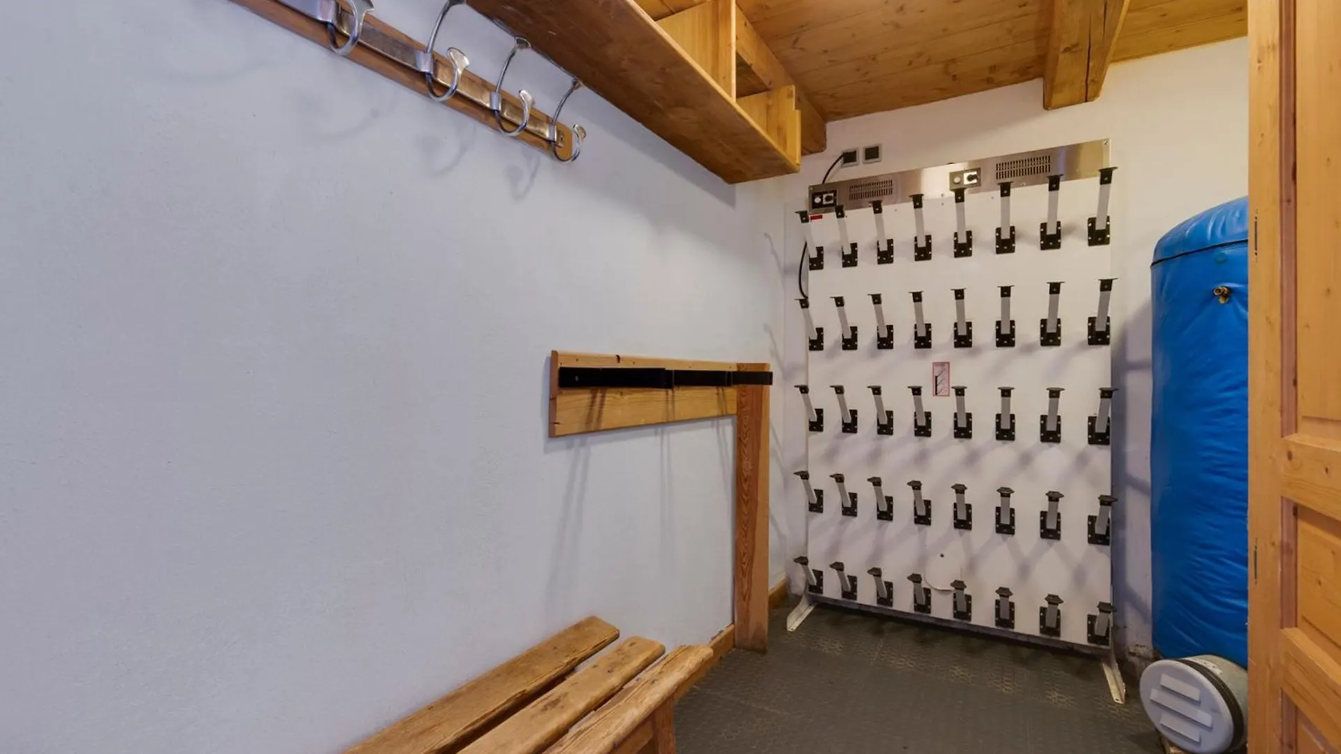 Chalet A La Rosiere - 14 Pers, 195M², Jacuzzi, Hammam, Ski Room, Balcon Et Terrasse Orientes Sud - Fr-1-690-25 Montvalezan 0*,